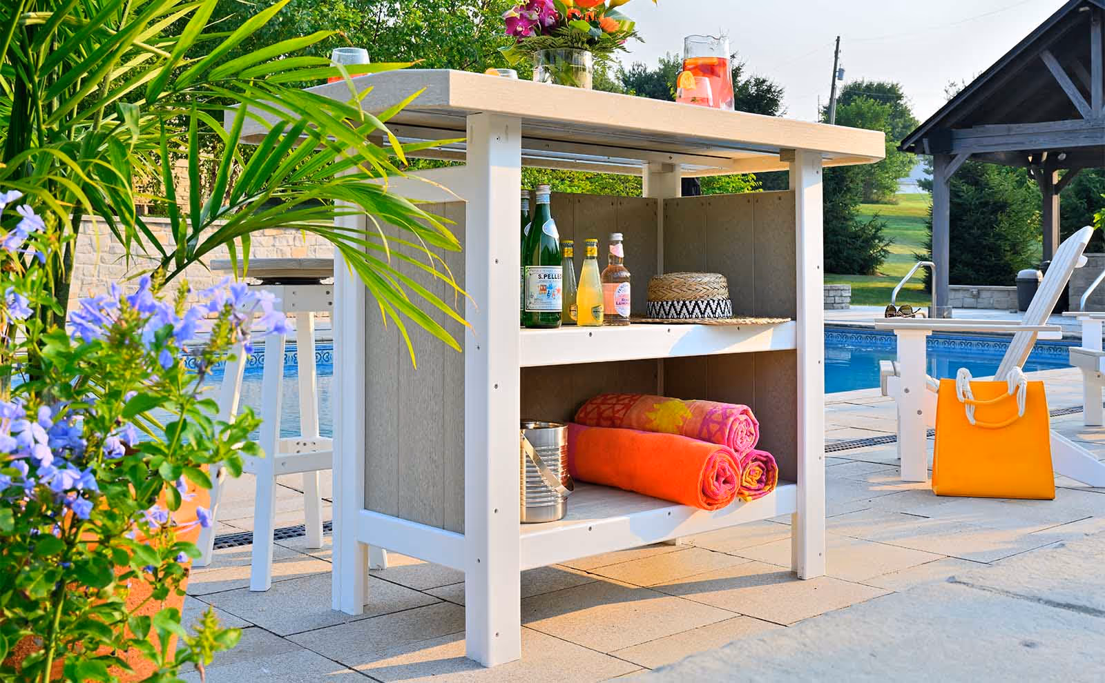 Serving Bar