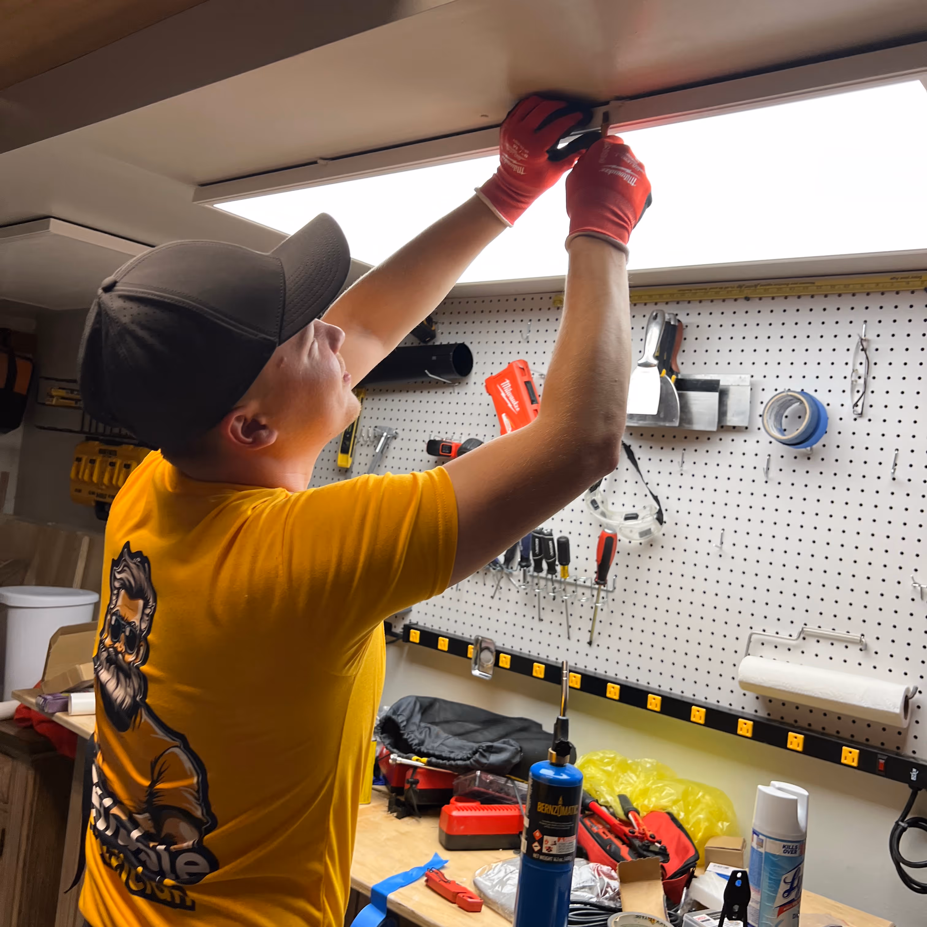 Indoor lighting installation