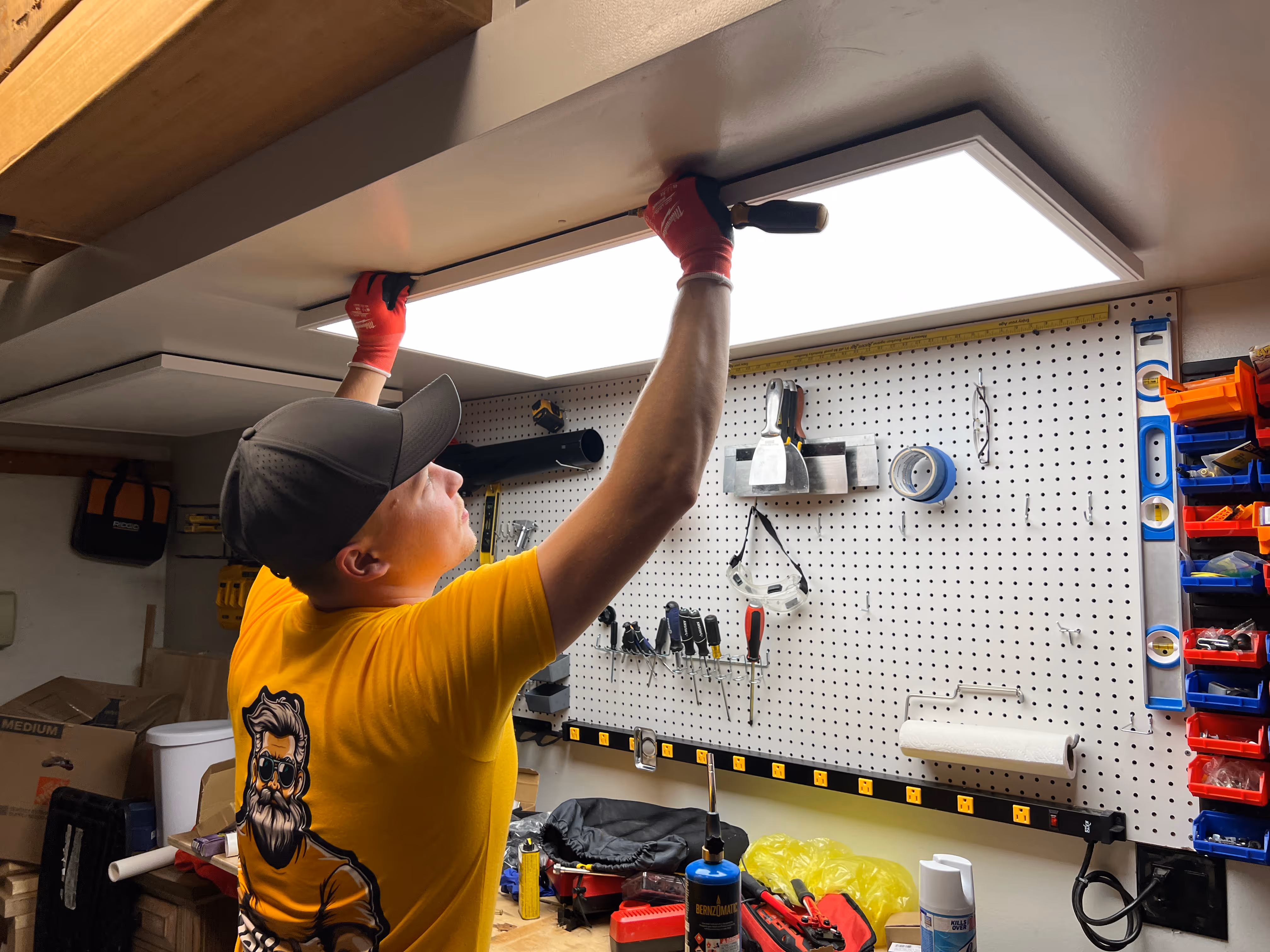 What Do Electricians Charge Per Hour?