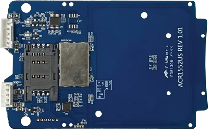 Der ACS WalletMate II Boost (ACM1552D-CW) ist ein leistungsstarkes NFC-Lesemodul, das für mobile Wallet-Ökosysteme optimiert ist und Apple VAS sowie Google Smart Tap für die nahtlose Interaktion mit virtuellen Pässen wie Loyalty-Karten, Tickets und digitalen IDs unterstützt. Mit Betrieb bei 13,56 MHz und Kompatibilität zu den Standards ISO 14443, ISO 15693 und ISO 18092 – einschließlich MIFARE, DESFire, FeliCa und Topaz – bietet es Leser-/Schreiber-, Kartenemulations- und Tastaturemulationsmodi mit Lesegeschwindigkeiten von bis zu 848 kbit/s. Mit USB- oder RS-232-Konnektivität, integrierter Antenne, erweiterter APDU-Unterstützung, Firmware-Upgrade-Fähigkeit und einem ISO-7816-SAM-Steckplatz für sichere Authentifizierung lässt sich der WalletMate II Boost einfach in Kiosksysteme, Verkaufsautomaten, Gaming-Systeme und andere intelligente Anwendungen integrieren, die schnelle und sichere NFC-Interaktionen erfordern.