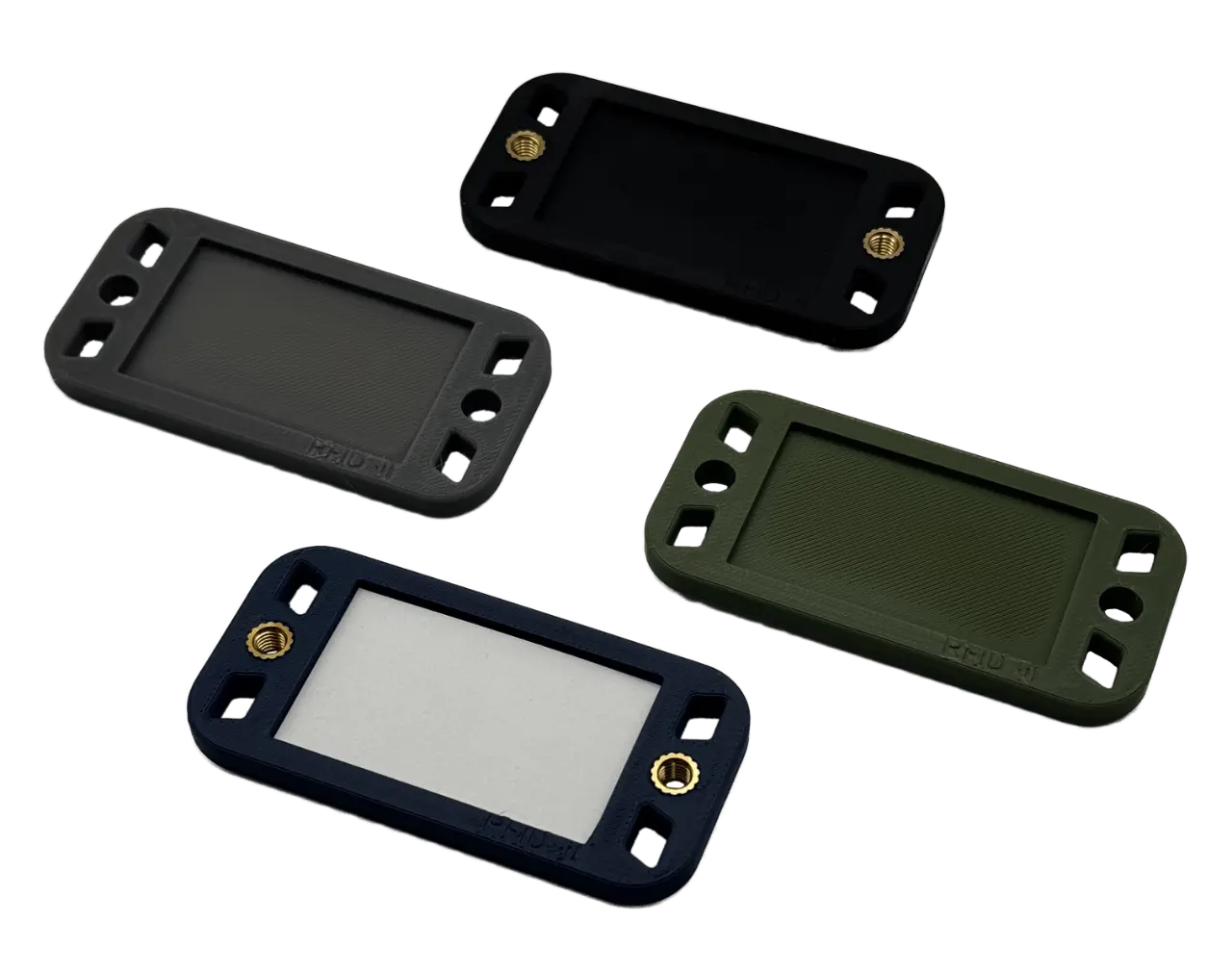 Standard-RFID-Tags stoßen oft an ihre Grenzen, wenn Projekte einzigartige Bauformen, spezielle Montagelösungen oder Stückzahlen erfordern, die für den Spritzguss zu gering sind. Der IDCRAFT 3DTag löst diese Herausforderung: Ein 3D-gedruckter RFID-Transponder, der sowohl in UHF | RAIN als auch in HF | NFC Varianten erhältlich ist und im FDM-Verfahren hergestellt wird. Jeder 3DTag wird im eigenen Haus entwickelt, gedruckt, getestet und kodiert – für einen vollständig maßgeschneiderten Industrie-RFID-Tag aus einer Hand.