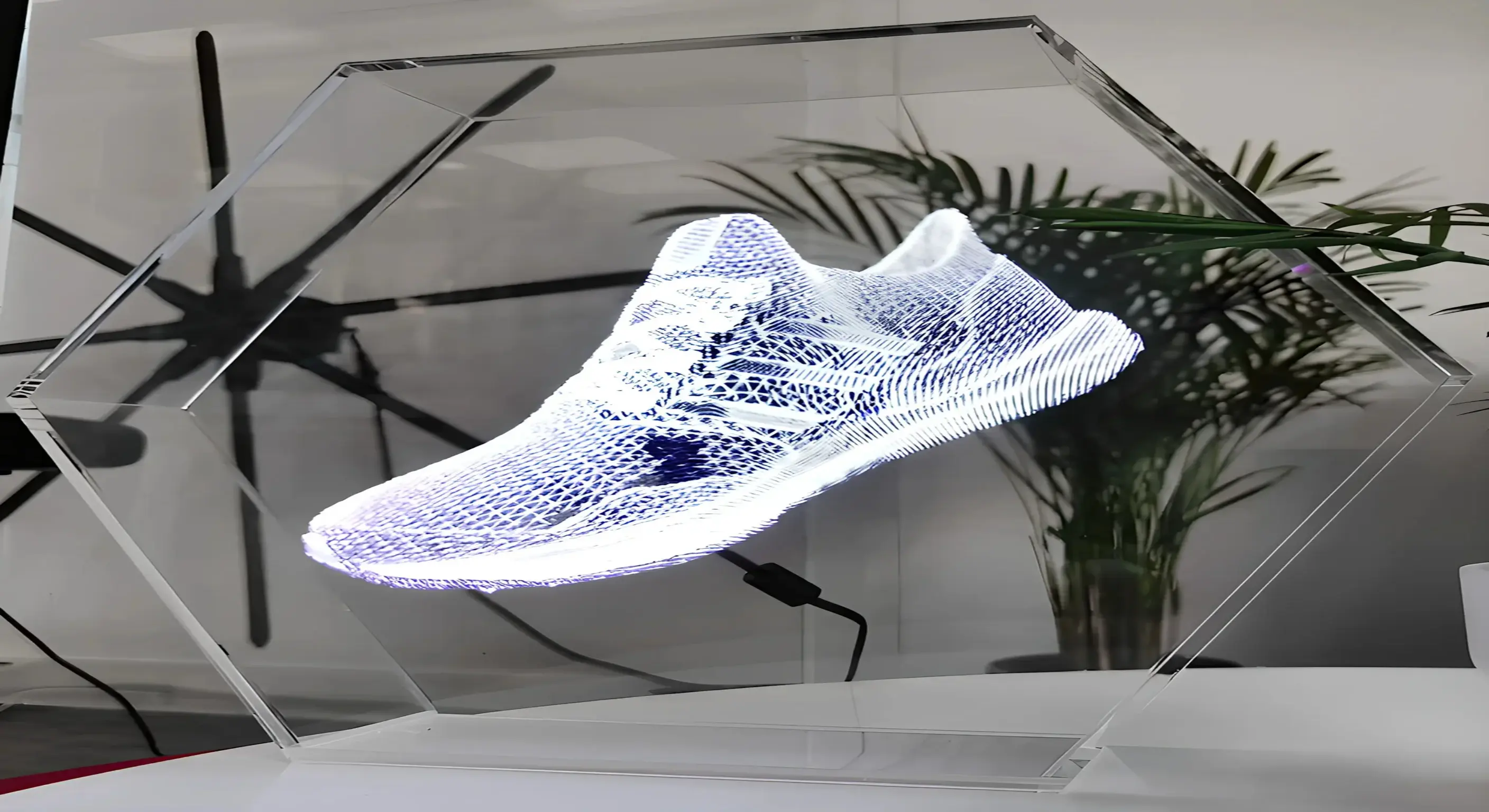 Sensory marketing and holograms: a winning combination?
