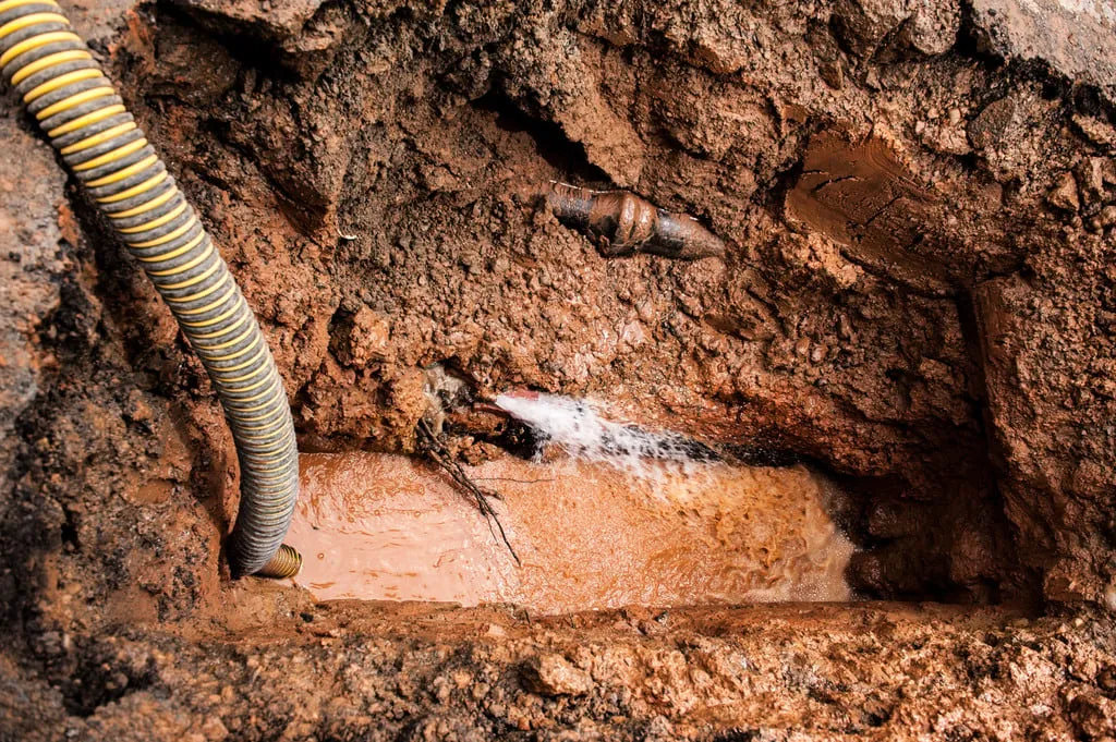 buried clay sewer pipe in dallas county residential sewer main