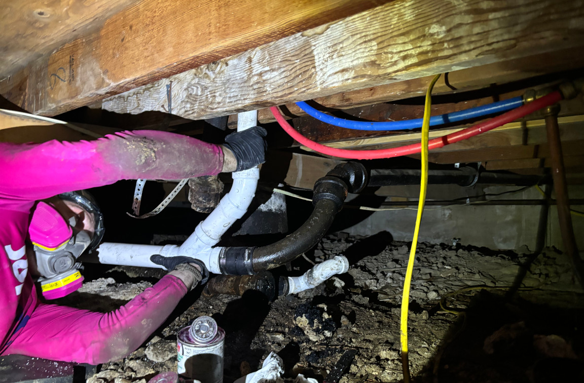 Mother Modern Plumbing sewer line spot repair service under home in Dallas, TX