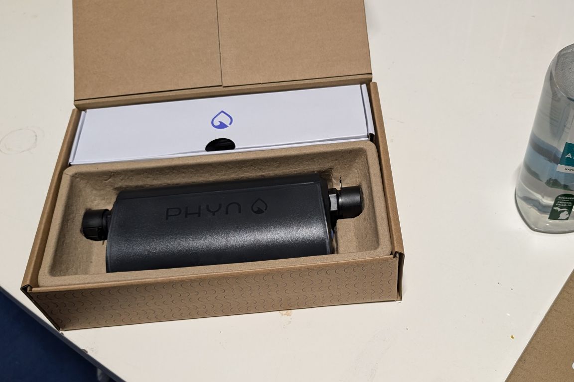 phyn plus 2nd generation smart water assistant in box, product review