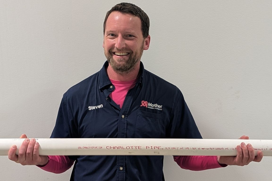 responsible master plumber steven smith (RMP-43457) holds schedule 40 pvc pipe material with charlotte lettering, as his pick for best sewer line material
