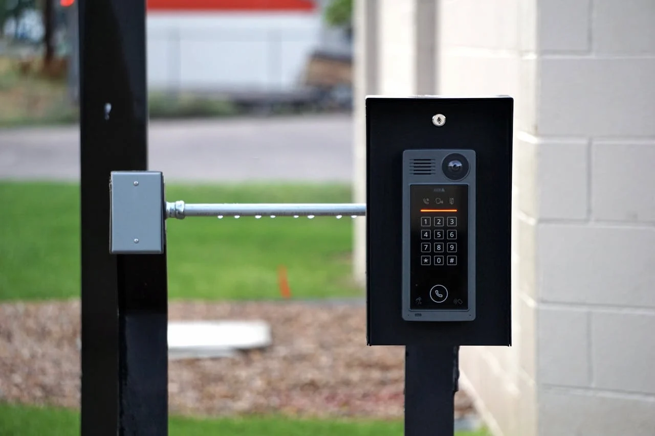 Pourquoi installer un interphone dans votre bâtiment ou entreprise ?