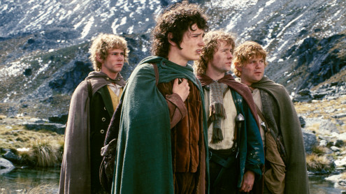 Ringenes Herre-trilogien vises igen i danske biografer hos Nordisk Film. Oplev de ikoniske film i Extended Edition med danske undertekster.