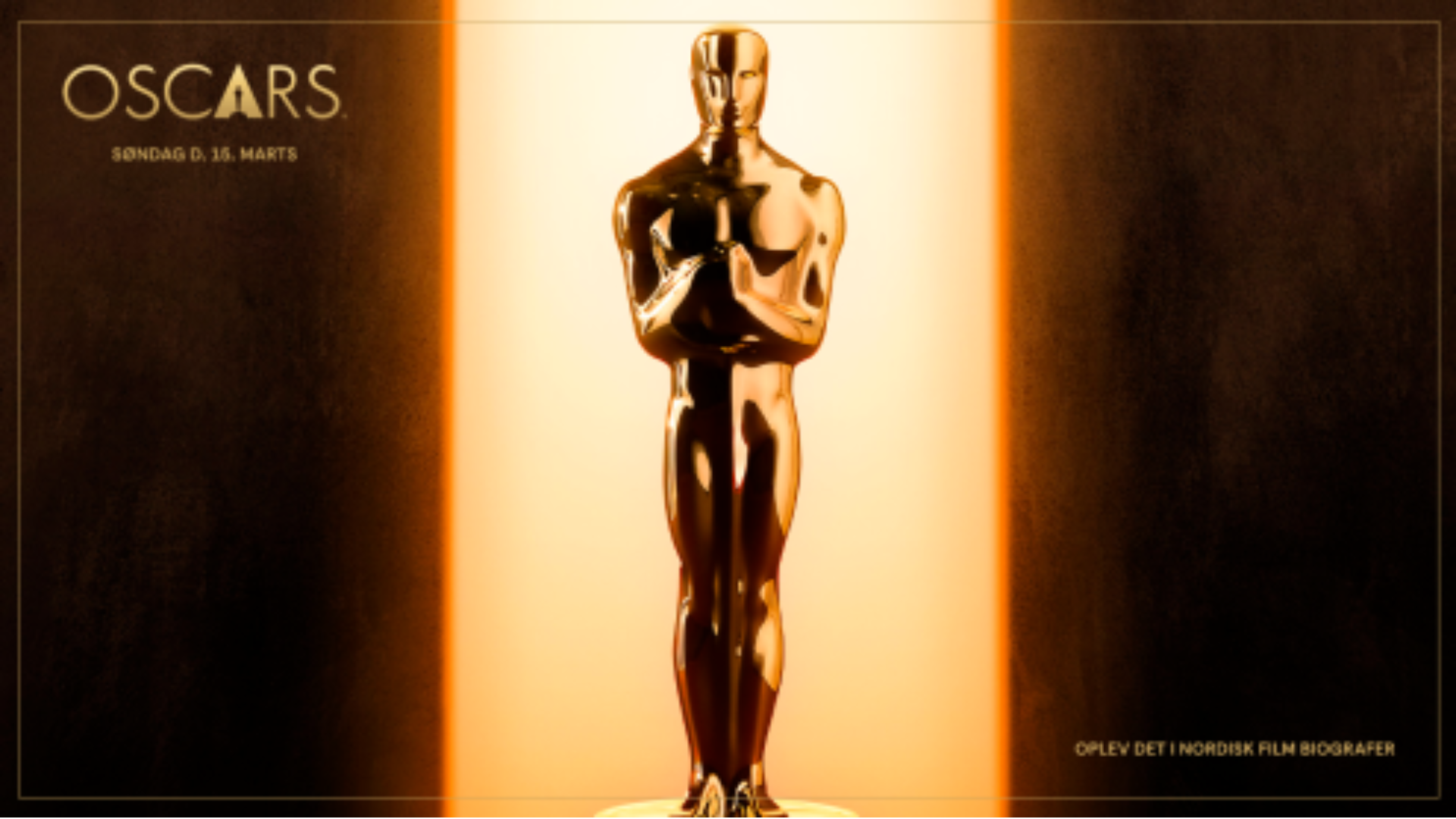 Gylden Oscar-statuette oplyst på scene til The Oscars 2026 LIVE i dansk biograf
