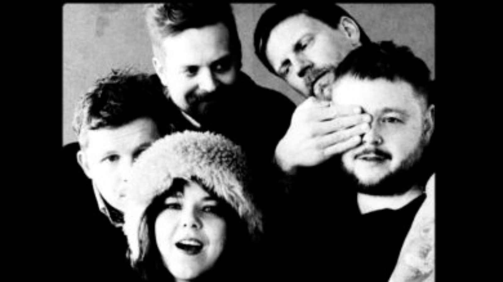 Billede med bandledmemmer fra Of Monsters And Men