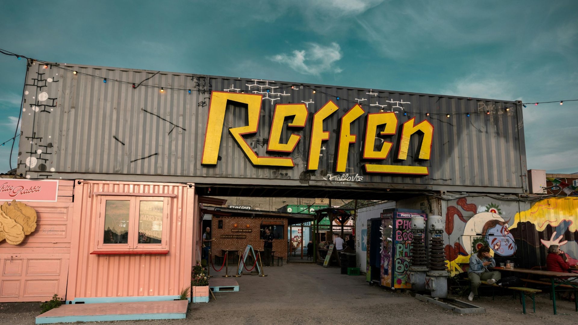 Indgangen til Reffen 