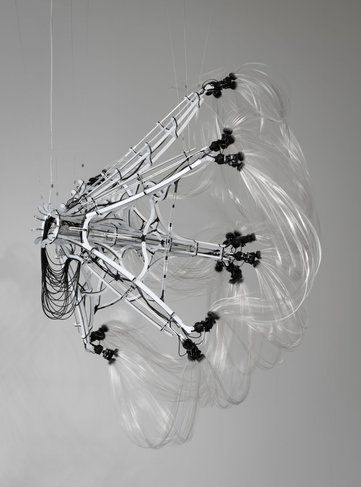 Yunchul Kim Copenhagen Contemporary viser Mercurial fra 21. april til 2. august 2026. Oplev en kinetisk udstilling om kunst, fysik og teknologi.