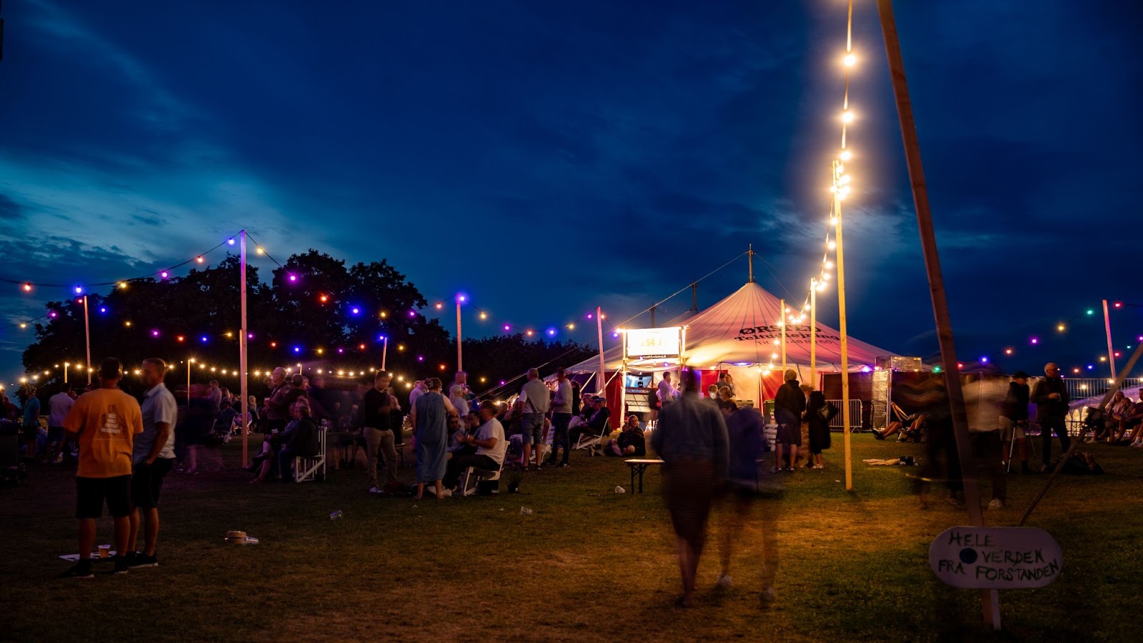 Se hele Midtfyns Festival 2026 programmet i Ringe 4.-5. september. Dizzy Mizz Lizzy, Mads Langer, Ulige Numre og mange flere. Få overblik her.