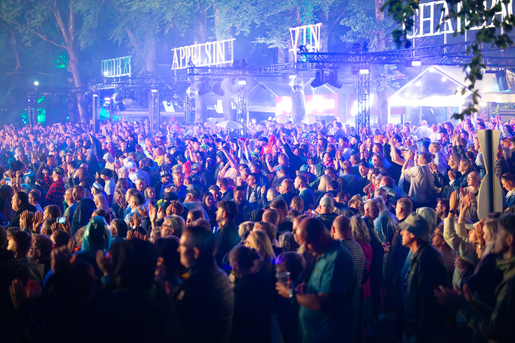 Nibe Festival 2026 fejrer 40 år i Skalskoven 1.-4. juli med The Minds of 99, Suspekt, Gnags og Rasmus Seebach. Festivalen er udsolgt - se hele lineuppet her.