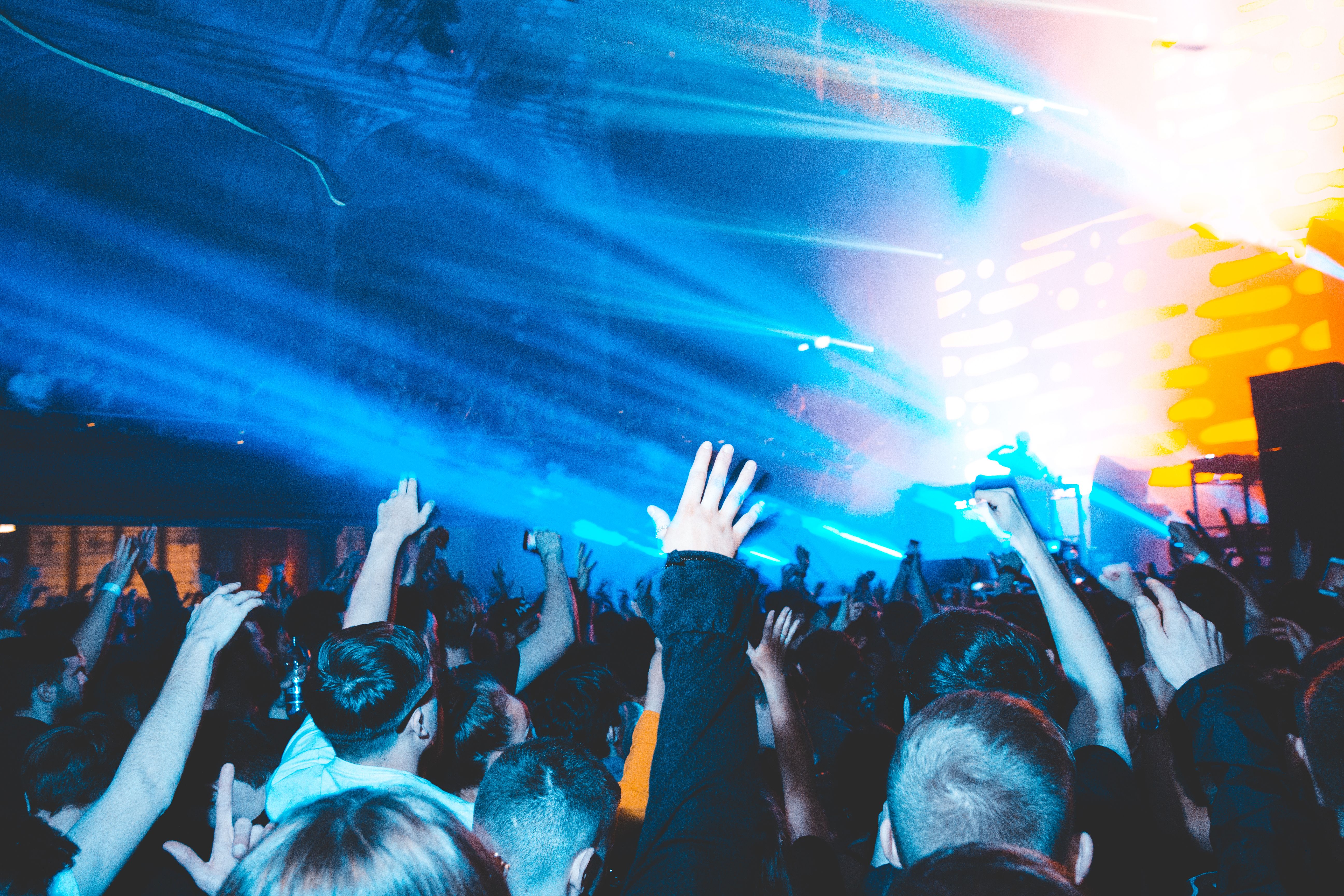 Se hvem der spiller i Poolen på Refshaleøen - fra Infected Mushroom og Paul Van Dyk til Boiler Room og MEUTE. Datoer, praktisk info og vejen derhen.