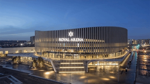 Rod Stewart spiller Royal Arena søndag den 6. juni 2027 på afskedsturneen The Final Encore. Billetsalget begynder fredag den 2. oktober kl. 10.30.