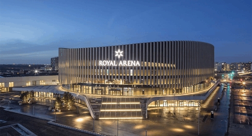 Nickelback spiller Royal Arena tirsdag den 13. juli 2027 med Don Broco som opvarmning. Billetsalget starter 13. oktober, og priserne er 480 til 640 kroner.