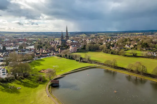 The Dental Barns at Blackbrook Barns near Lichfield, a prestigious cosmetic dental practice offering bespoke smile makeovers, Invisalign®, composite bonding and porcelain veneers.