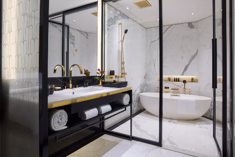 The Murray, Grand Room Bathroom