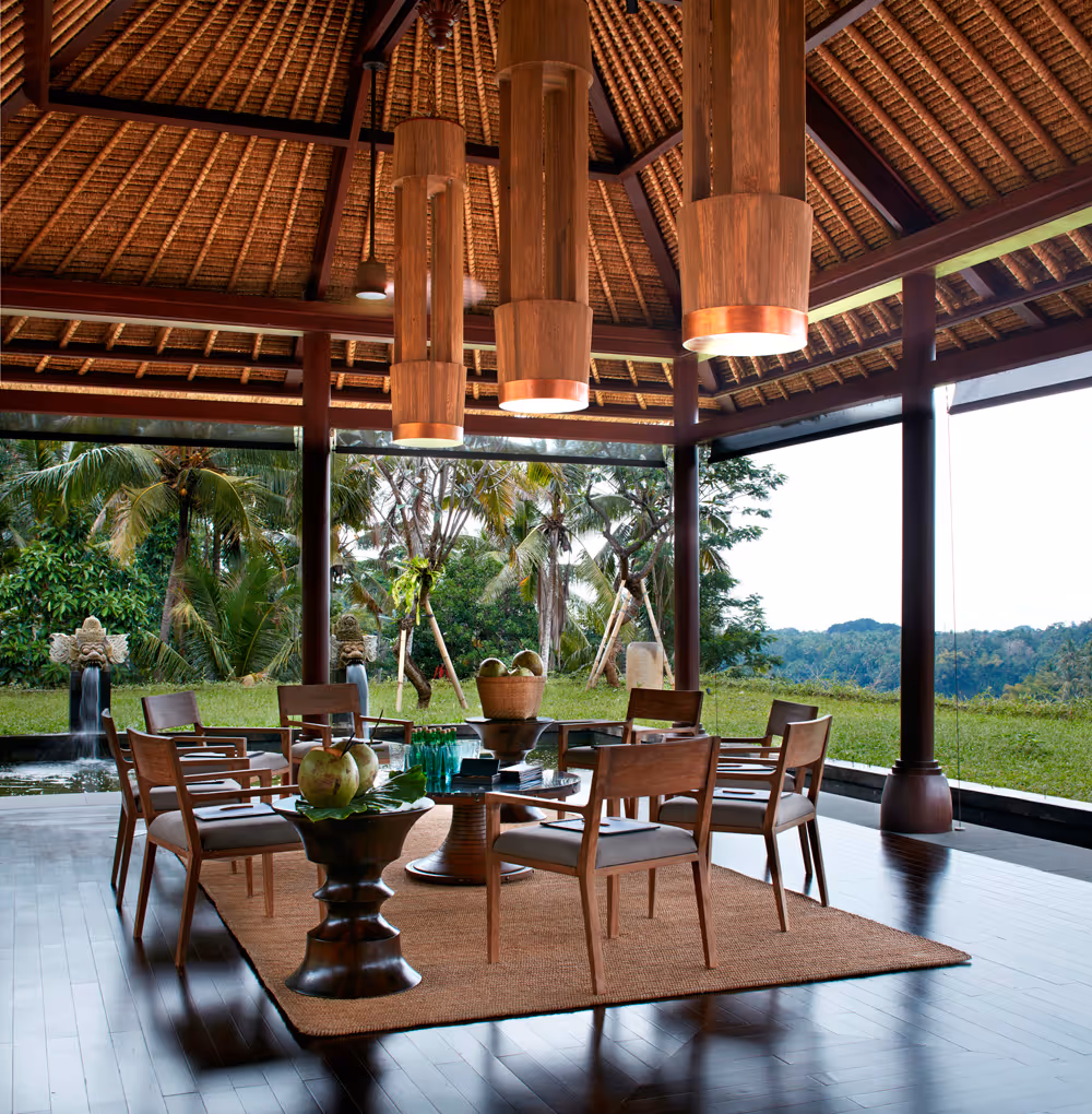 © Copyright Ritz Carlton Mandapa 