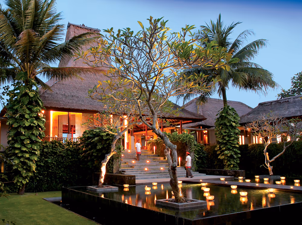  © Copyright Maya Ubud 