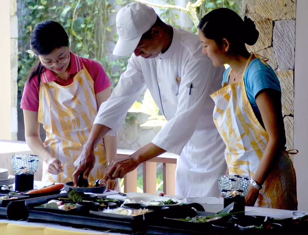  © Copyright Maya Ubud 