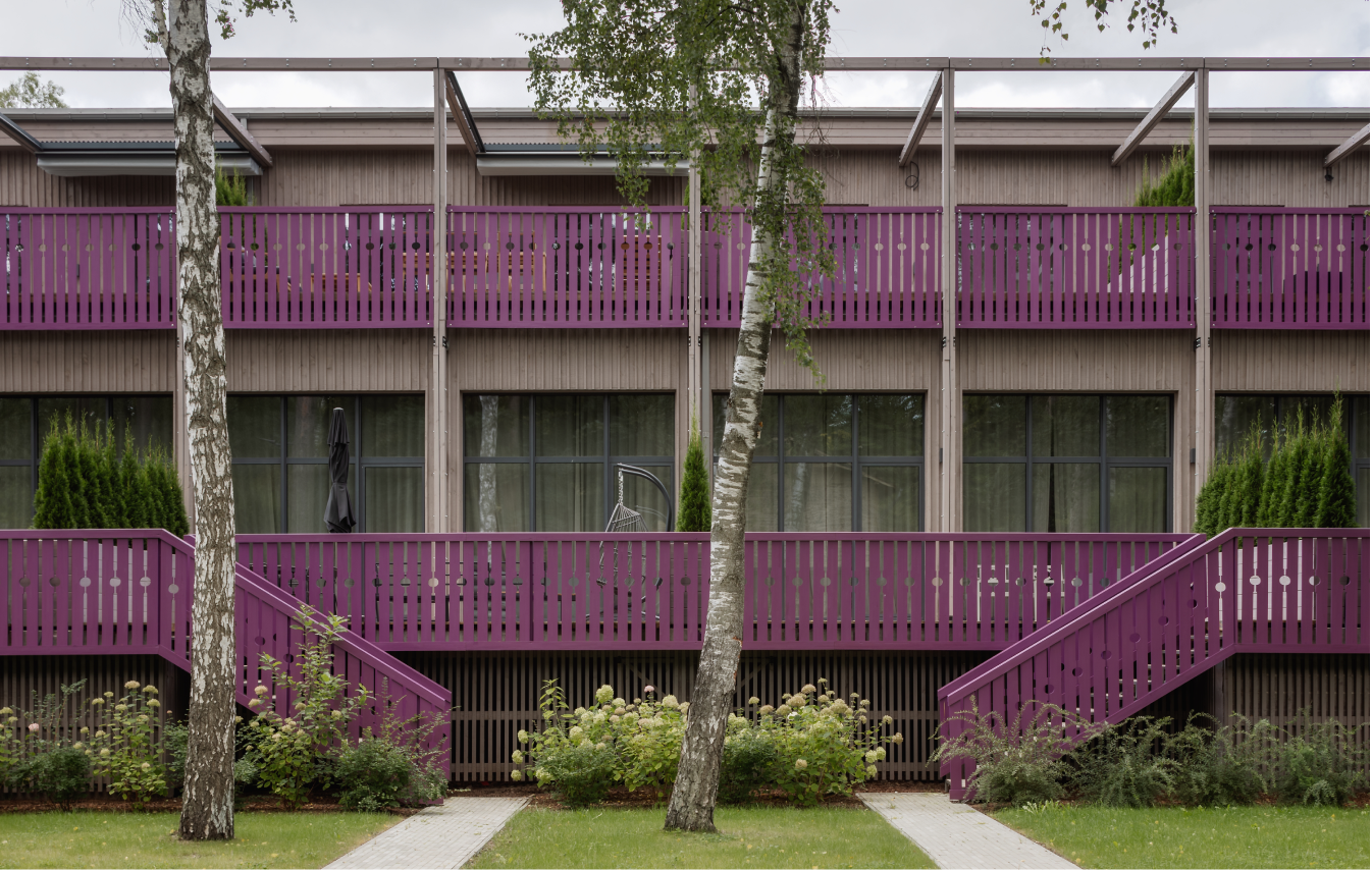 EDINBURGH — apartment building in Jurmala, Latvia, view 2