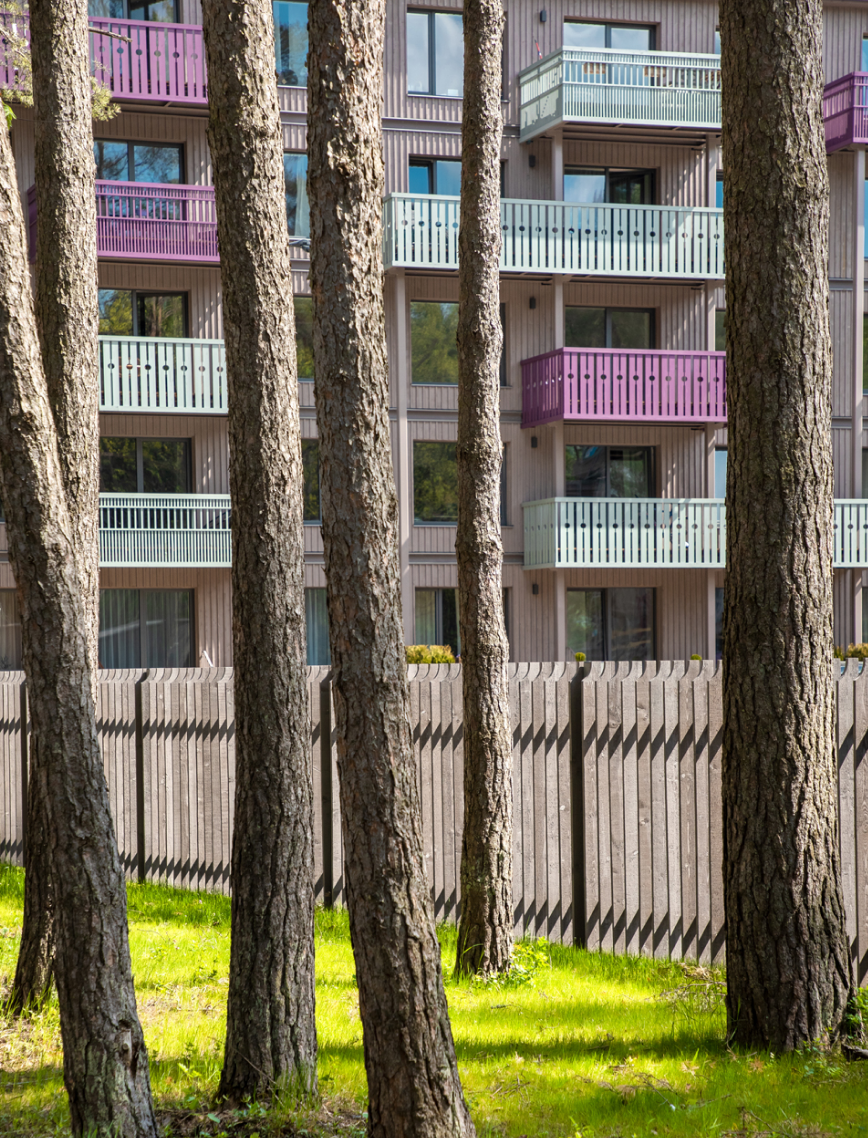 EDINBURGH — apartment building in Jurmala, Latvia, view 5