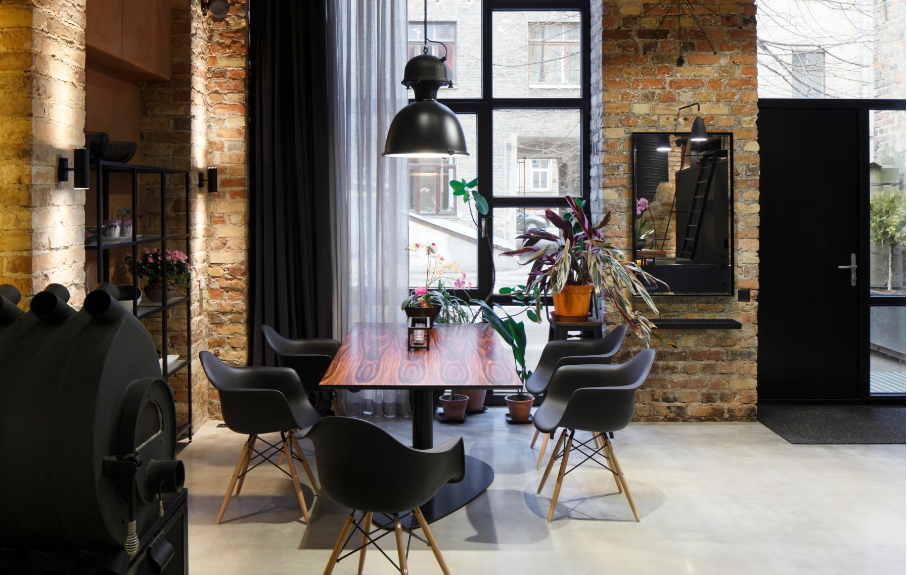 UV LOFTS — apartment in Riga, Latvia, view 7