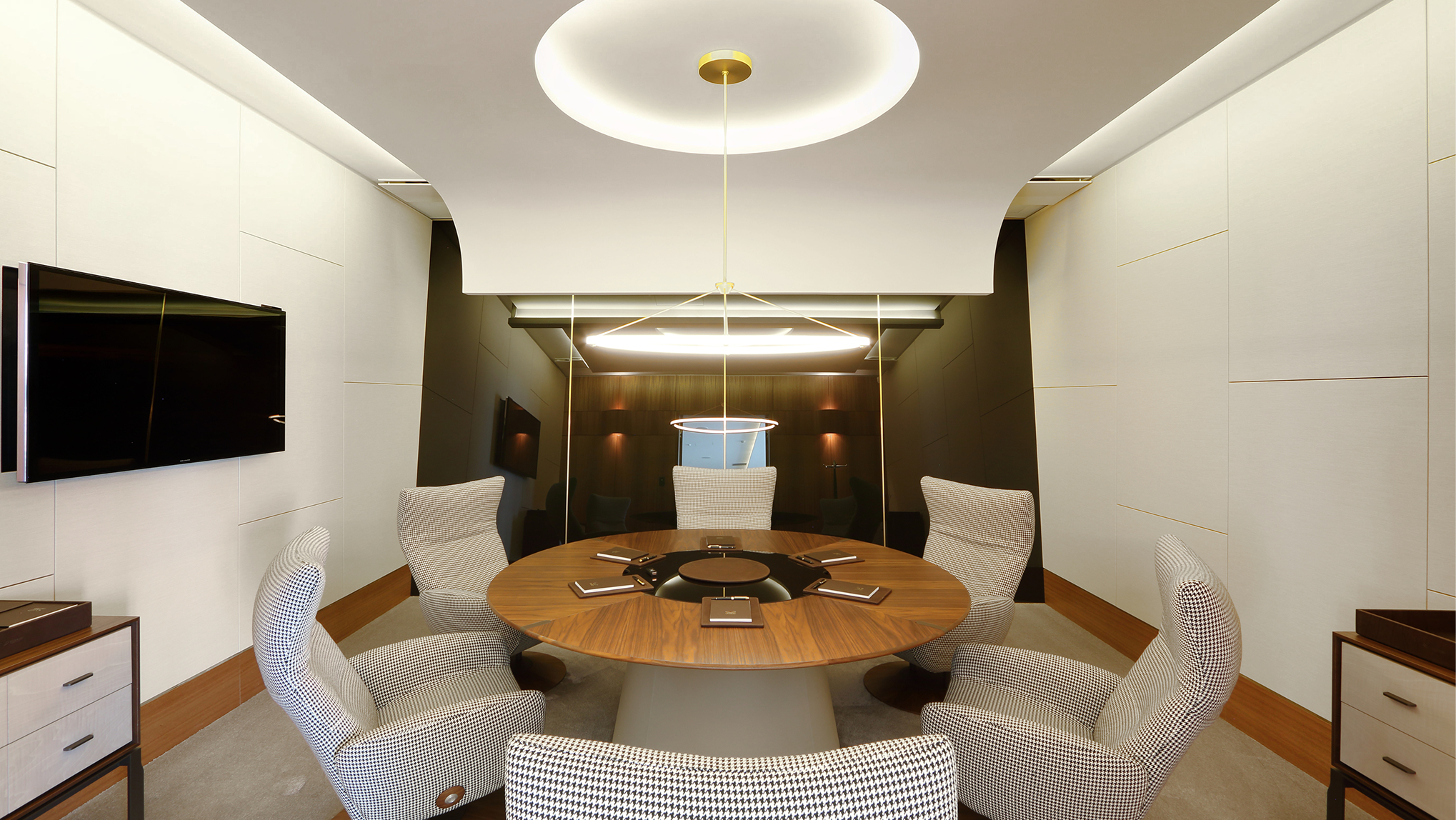 FBO — jet terminal in Riga, Latvia, view 10