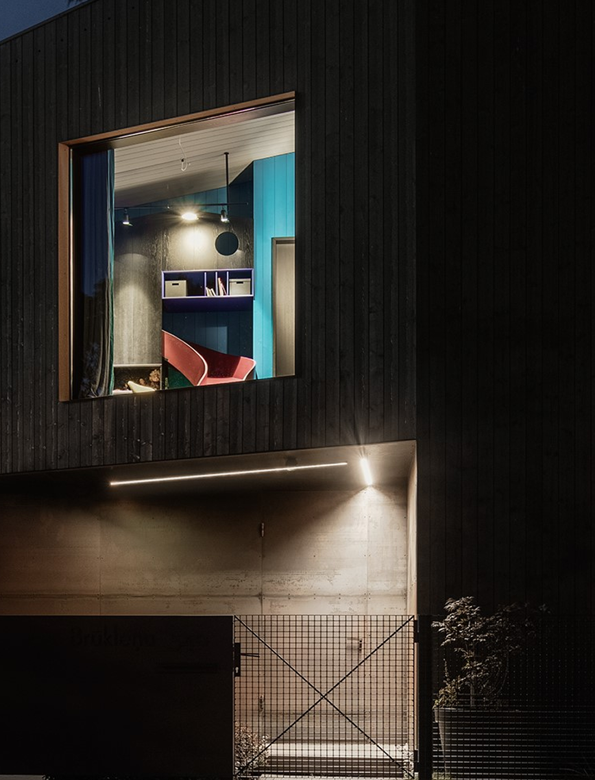 BRK54A — private residence in Riga, Latvia, view 12