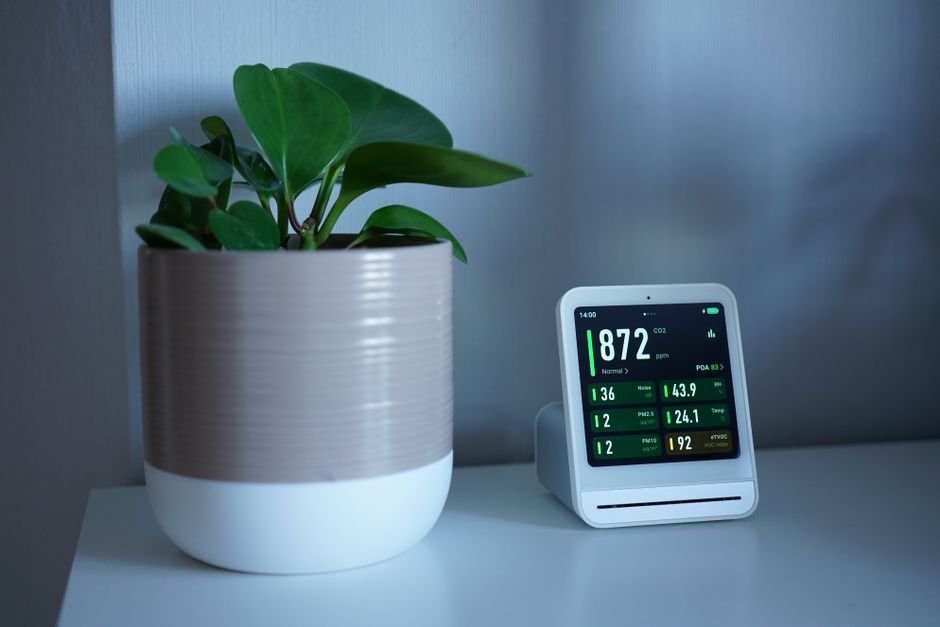 The Complete Guide to How UV Germicidal Lights Improve Indoor Air Quality