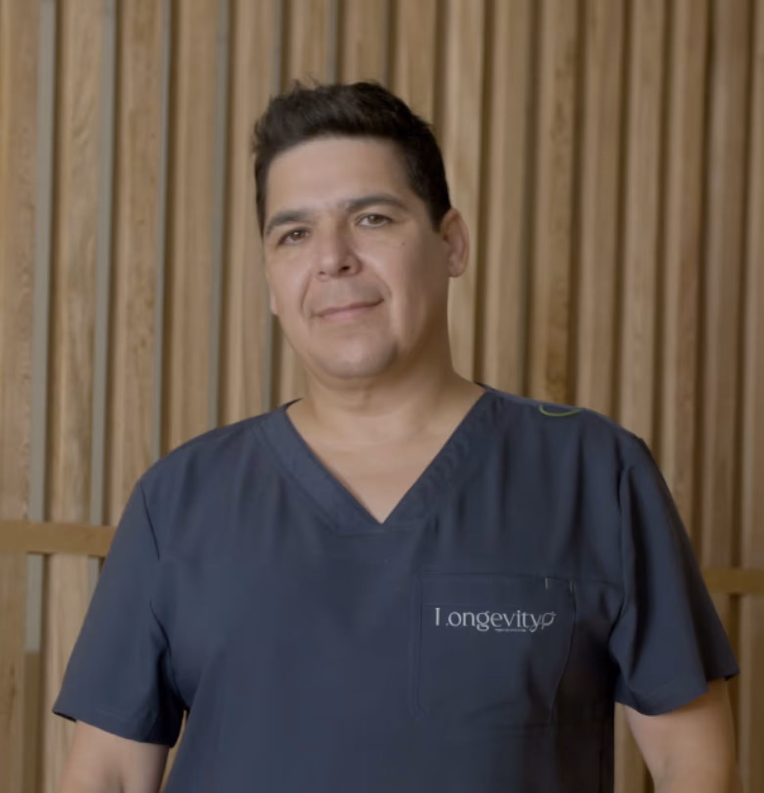 Dr. Luis Romero