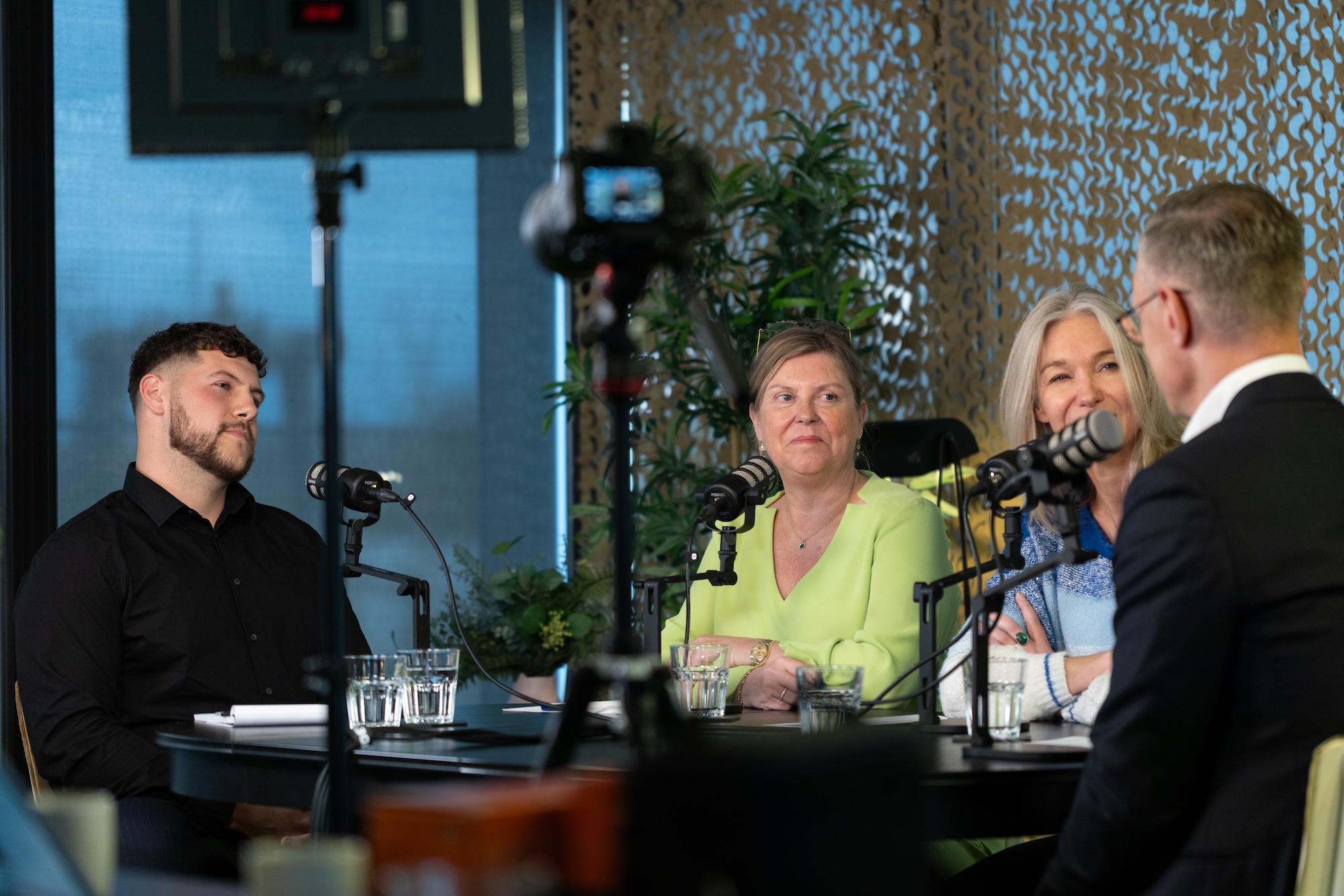 Brent, Kristel, Karen en Peter aan de Generatietafel