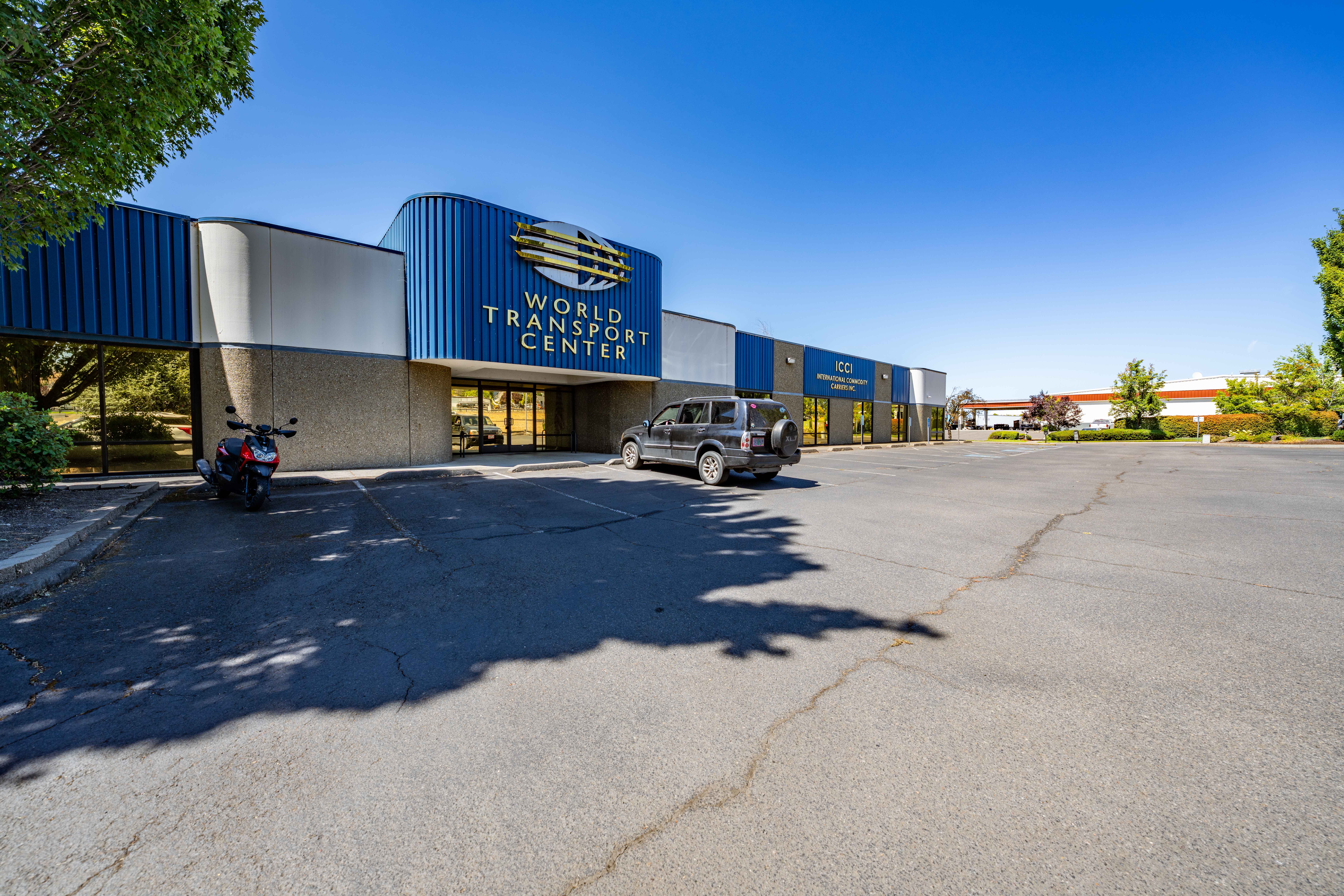 Trophy Office Space for Lease — 2090 Commerce Drive