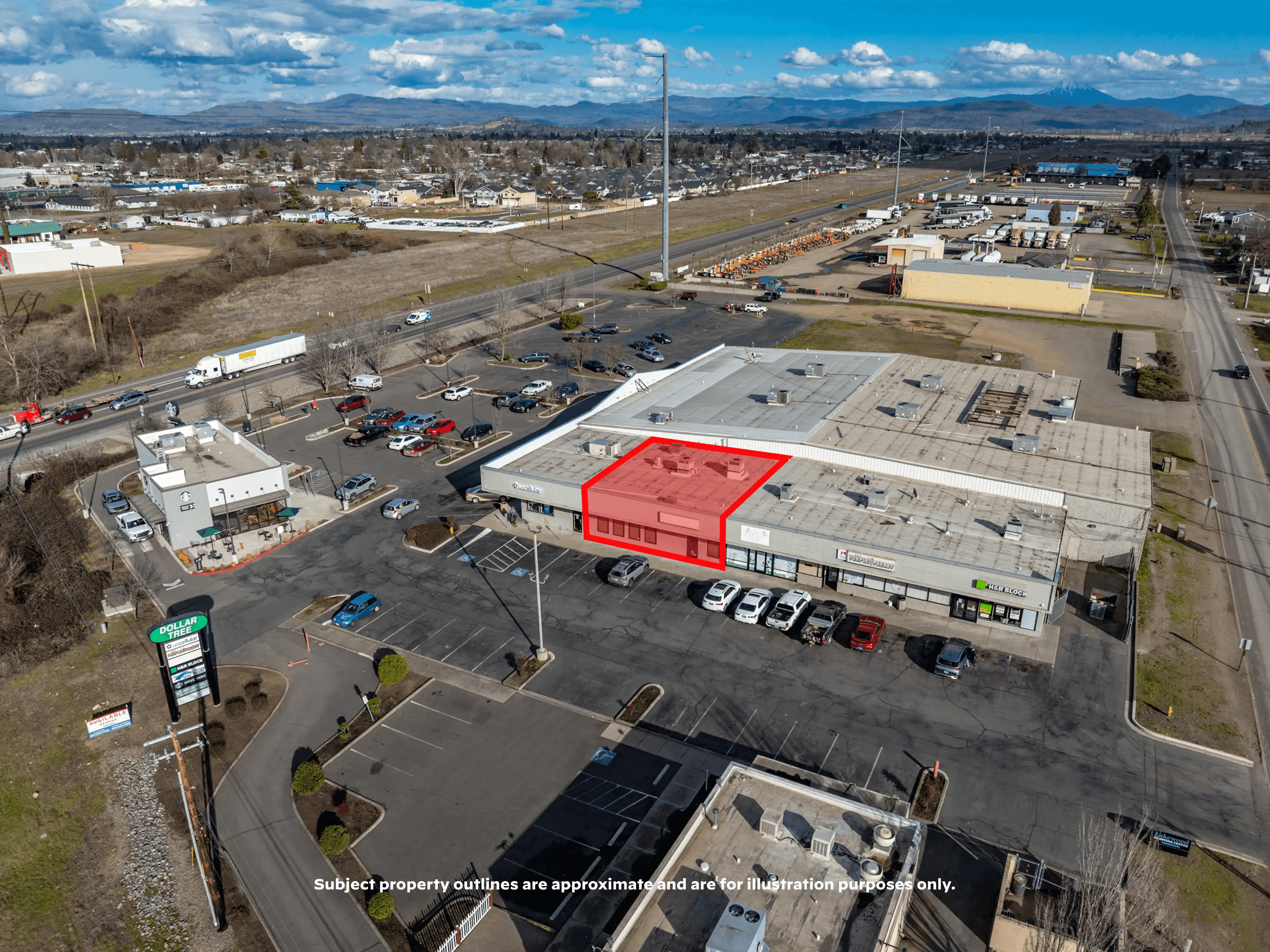 High-Visibility In-Line Retail Space for Lease - 7334 Hwy 62