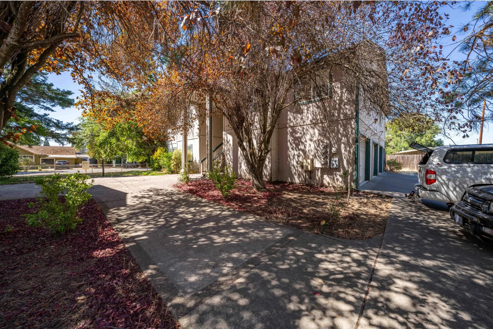 Triplex in Eagle Point - 166 Napa Street