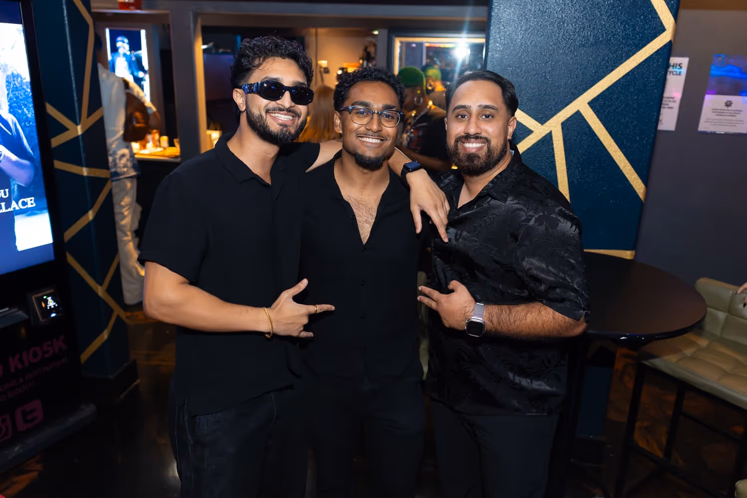 group of 3 friends