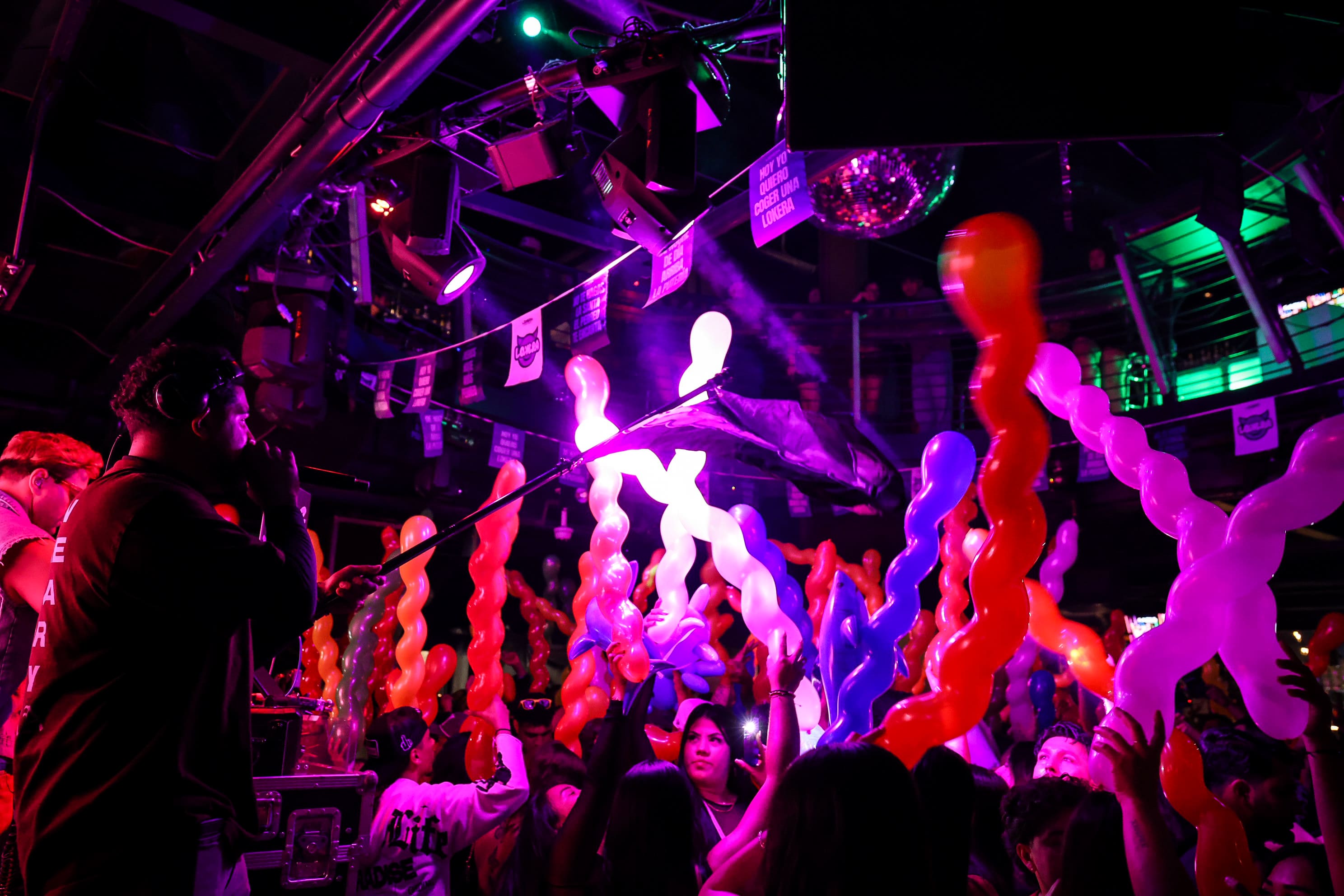Paleta by Lokera Latin Party