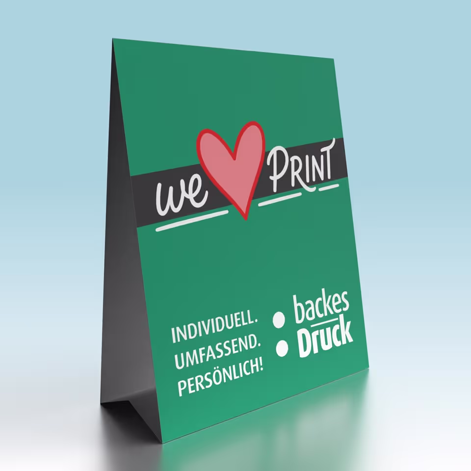 Mockup Papp-Aufsteller von backesDruck
