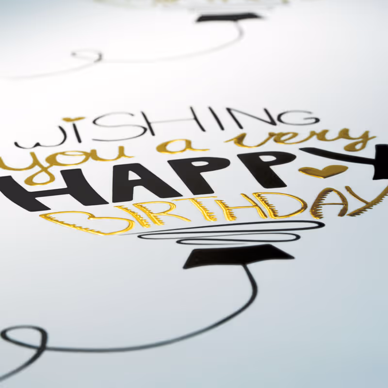 Druckmotiv mit goldener MGI-Digitalveredelung – Relieflack und Metallisierung sorgen für glänzende Akzente und edle Haptik.