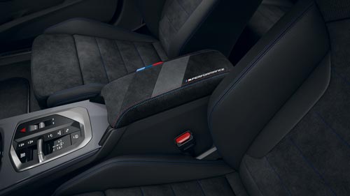 Innenraum eines BMW mit hochwertigen Sitzen – Luxus und Komfort im Autohaus BMW Köhler in Karlstadt