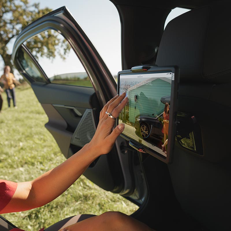 BMW Tablethalter- Zubehör und Lifestyle Produkte bei BMW Köhler in Karlstadt