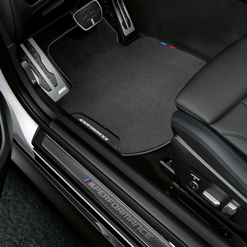 BMW Velours Fußmatten - Zubehör und Lifestyle Produkte bei BMW Köhler in Karlstadt