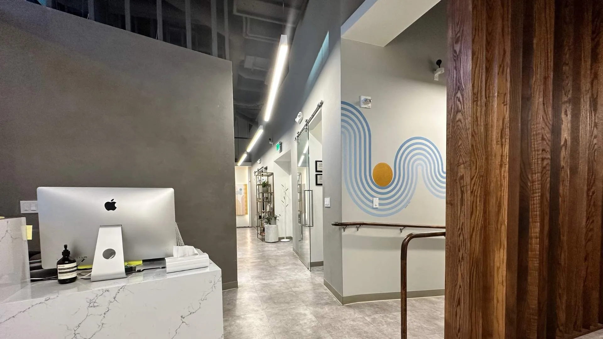 Inside of Dentist office in San Francisco - tenth image