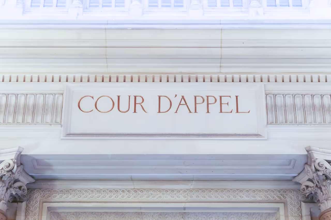 Fronton de la Cour d'appel de Paris.