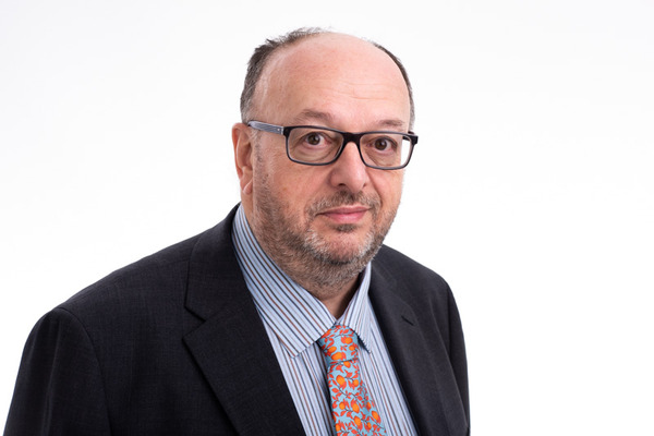 Peter Bull Profile Picture