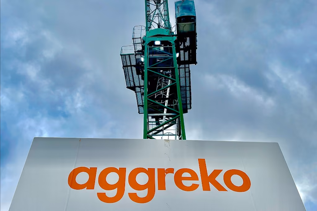 Aggreko and McAlpine: Pioneering Green Construction with an 85% Reduction in Crane Fuel Consumption