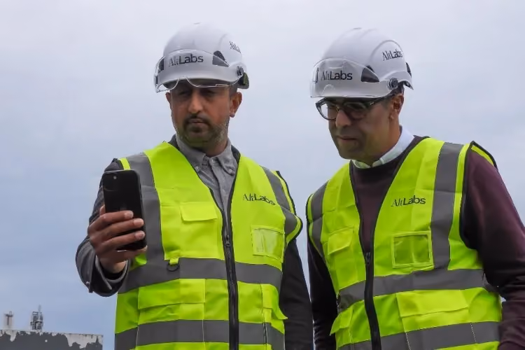 AR-Powered Smartphone App Streamlines Roof Measurements
