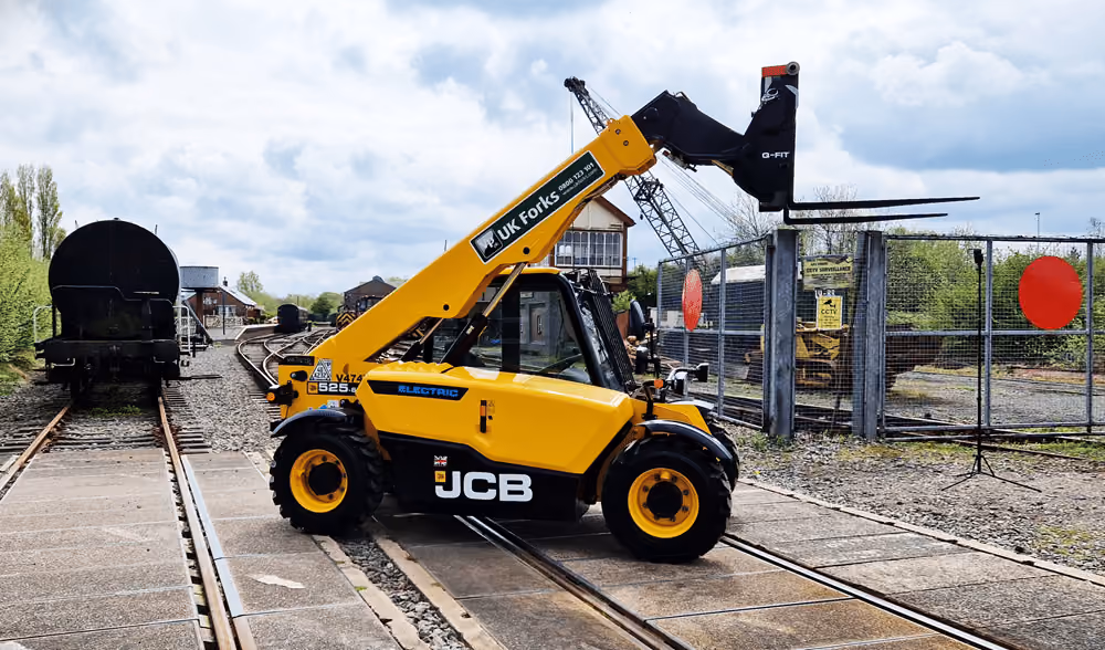 Revolutionising UK Rail: The Electric Telehandler